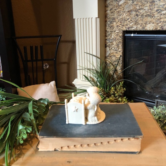 SnowBabies 'Bedtime Prayers' Figurine 3 1/4' H X 3.5 L.manf. 2001 retired 2005. - Picture 5 of 8